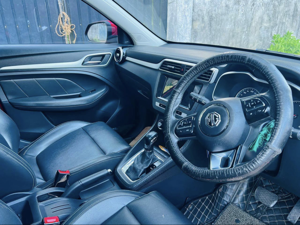 MG ZS 2018 - பயன்படுத்தப்பட்டது SUV sale in Sri Lanka - patpat.lk