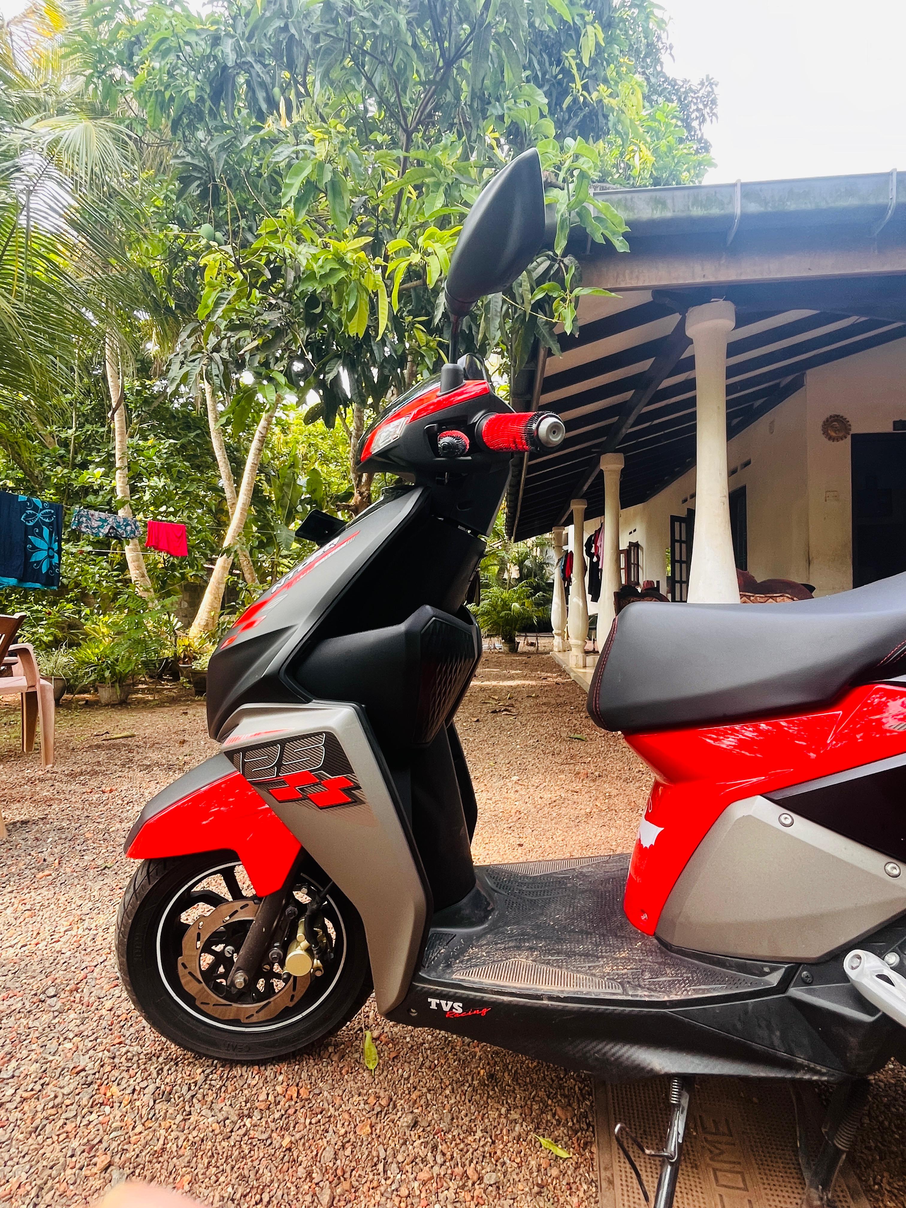 TVS Ntorq 2025 - பயன்படுத்தப்பட்டது பைக் sale in Sri Lanka - patpat.lk
