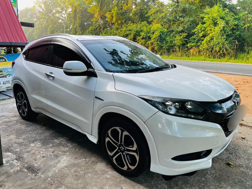 Honda Vezel 2014 - பயன்படுத்தப்பட்டது SUV sale in Sri Lanka - patpat.lk