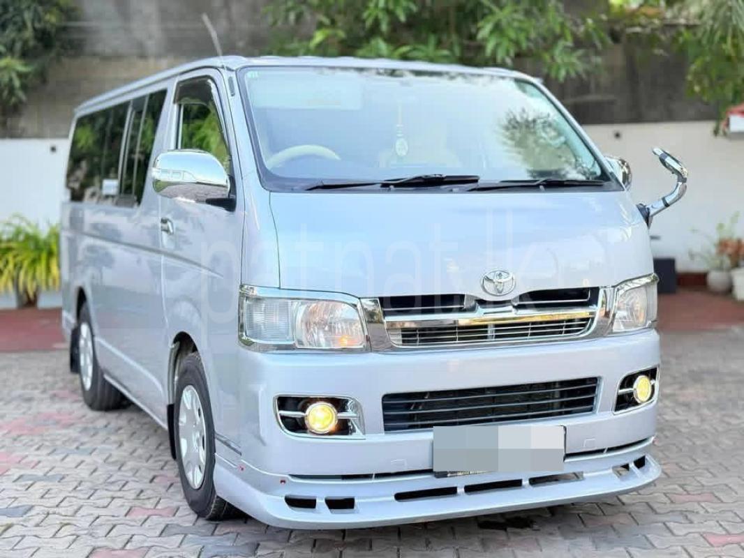 Toyota Hiace 2006 - Used Van sale in Sri Lanka - patpat.lk