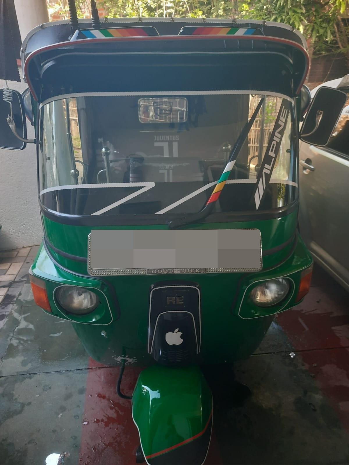 Bajaj 4 stroke 2012 - பயன்படுத்தப்பட்டது முச்சக்கர வண்டி sale in Sri Lanka - patpat.lk