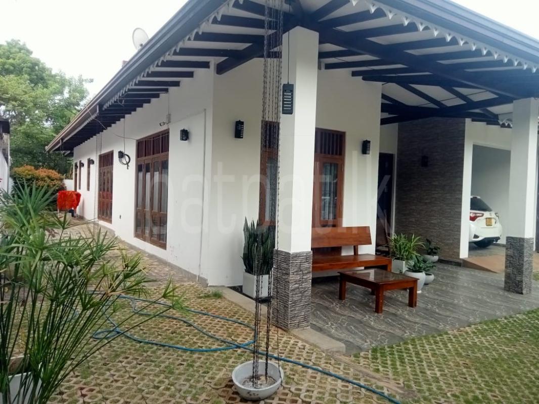 House for Sale in Kurunegala ads-image-1
