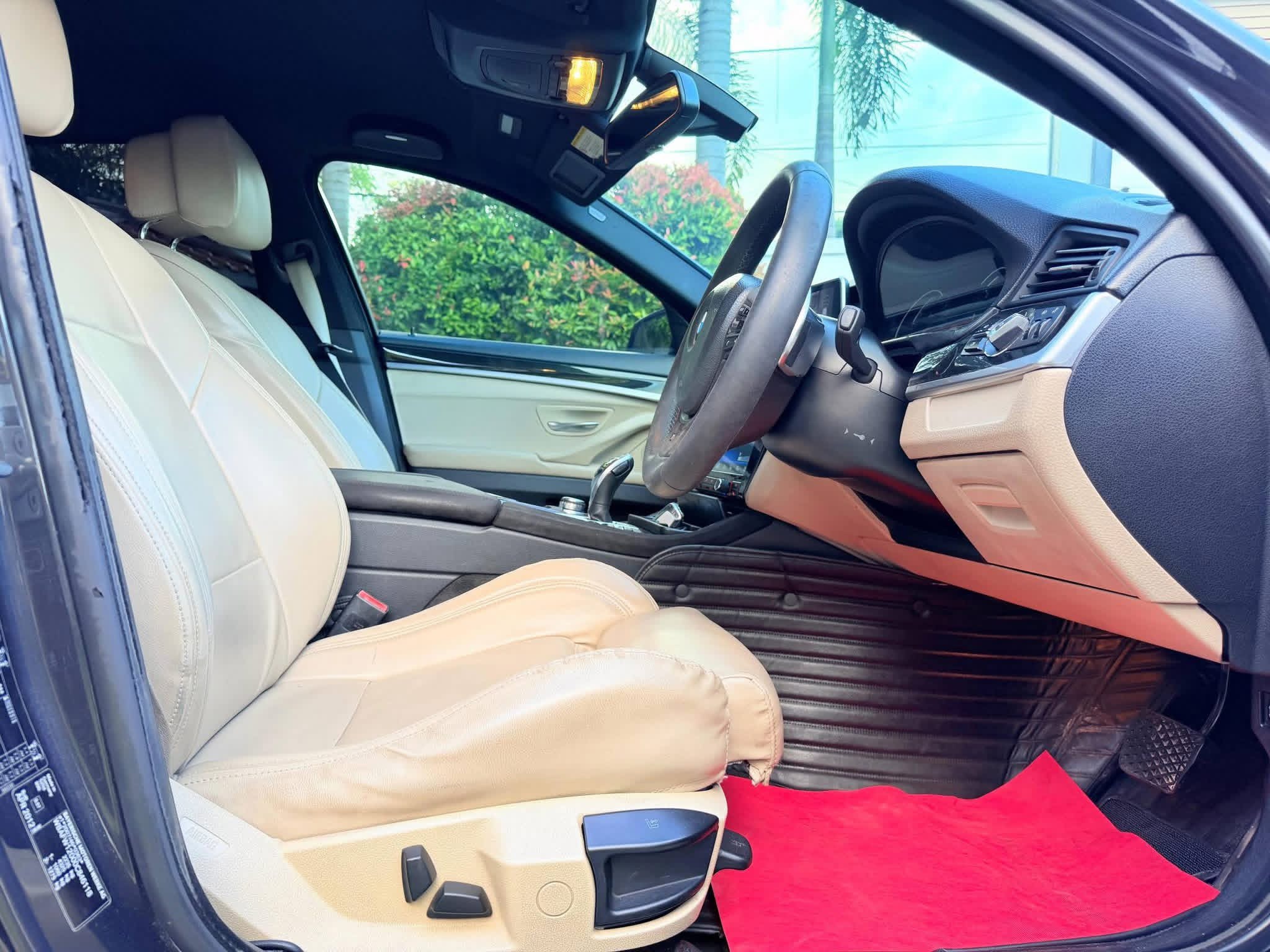BMW BMW 2012 - பயன்படுத்தப்பட்டது கார் sale in Sri Lanka - patpat.lk