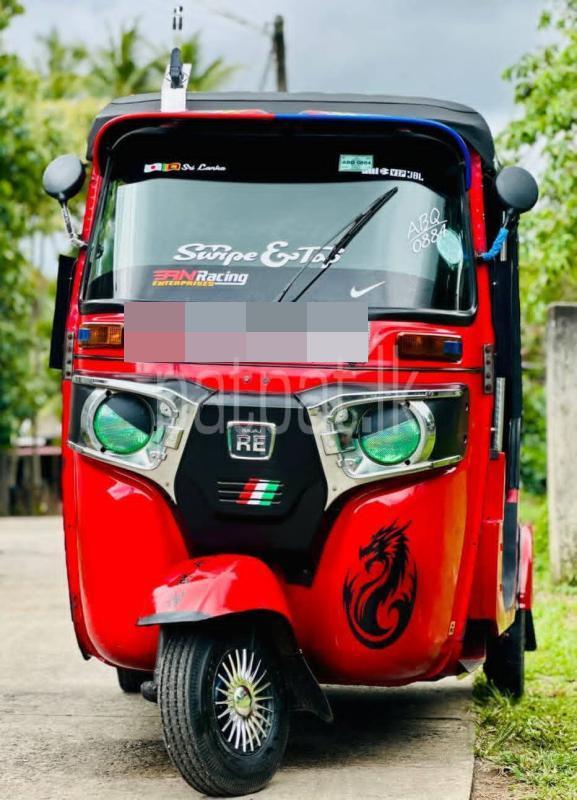 Bajaj Three Wheel 2017 - பயன்படுத்தப்பட்டது முச்சக்கர வண்டி sale in Sri Lanka - patpat.lk