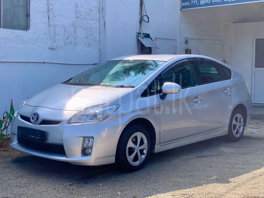Toyota Prius 2012 - Used Car sale in Sri Lanka - patpat.lk