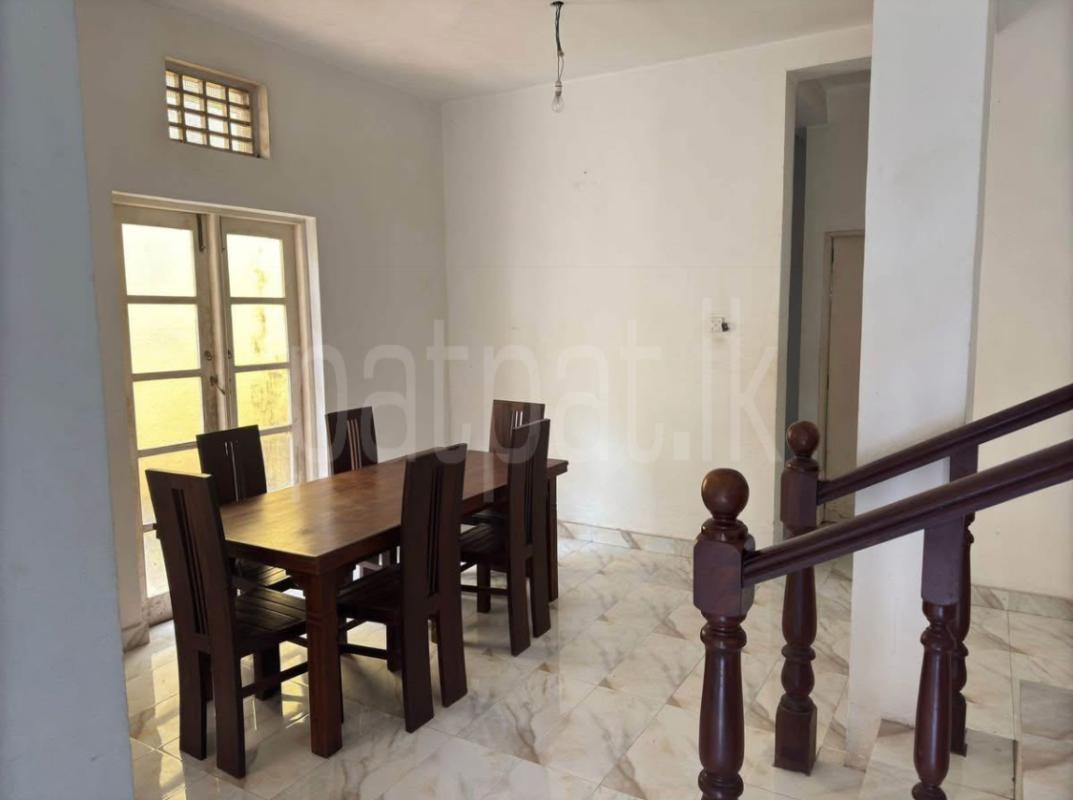 House for Sale in Athurugiriya