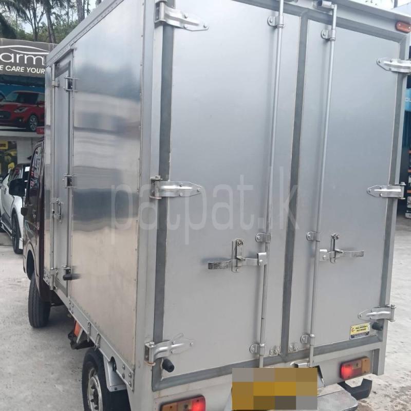 Advertisement image 4