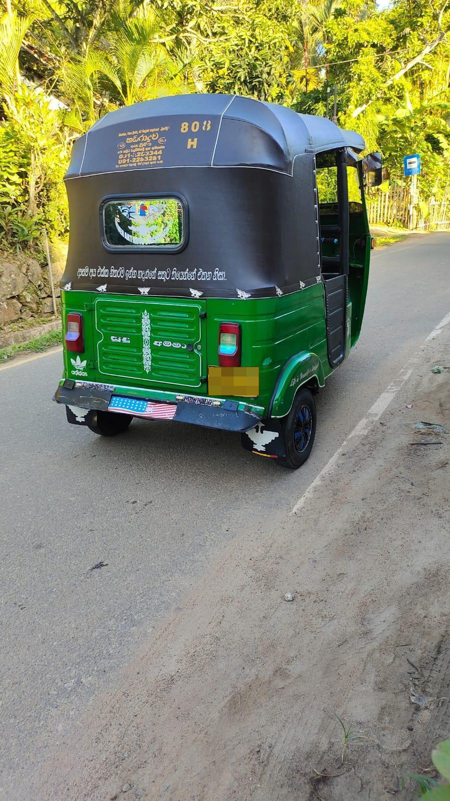 Bajaj 2 stroke 2004 - பயன்படுத்தப்பட்டது முச்சக்கர வண்டி sale in Sri Lanka - patpat.lk