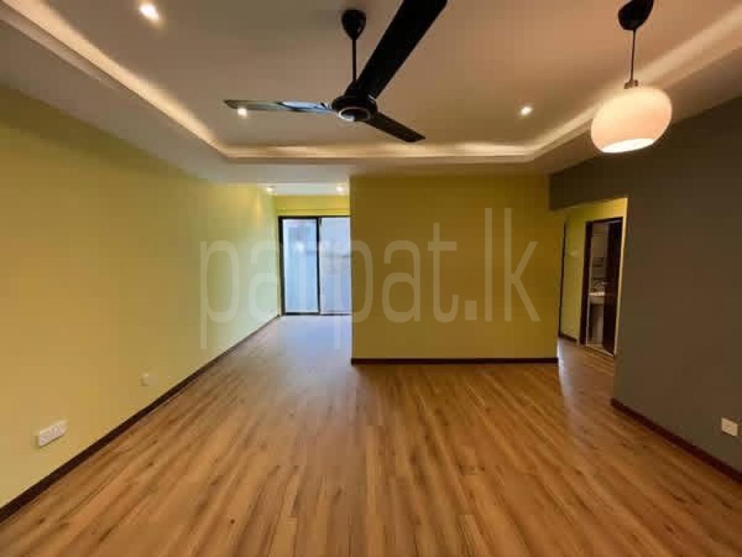 Luxury Apartment for Sale in Kollupitiya (Colombo 03)