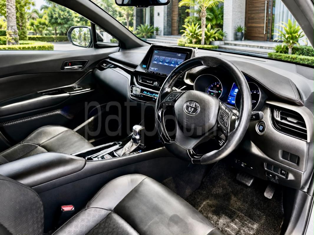 Toyota CHR 2017 - Used SUV sale in Sri Lanka - patpat.lk