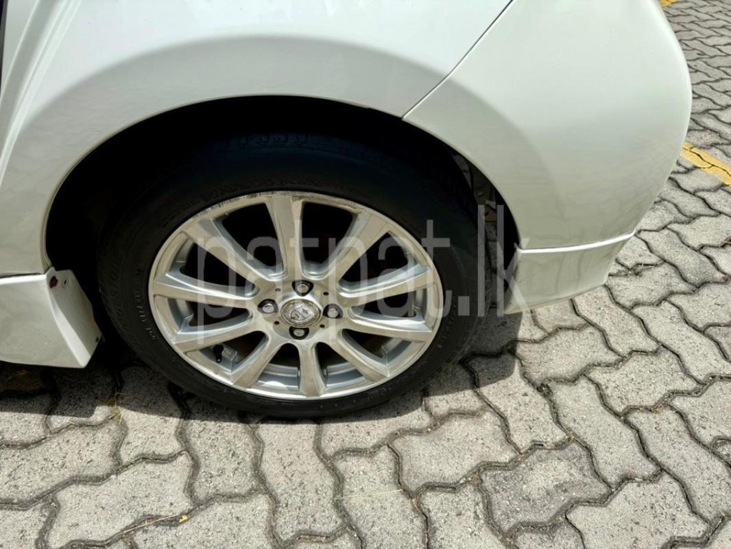 Advertisement image 6