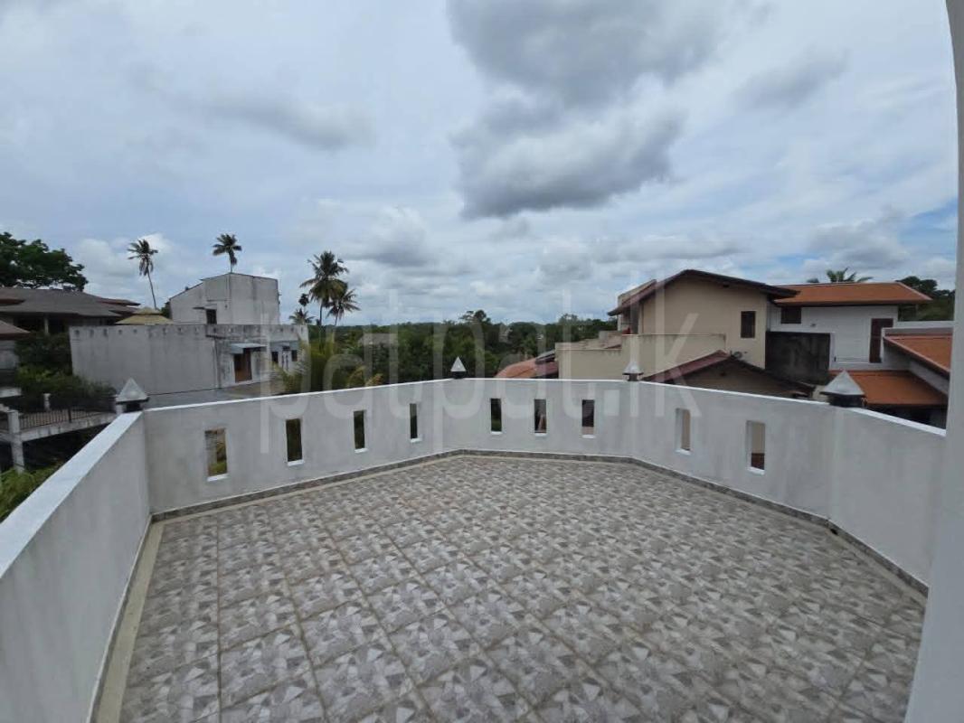 House for Sale in Pannipitiya