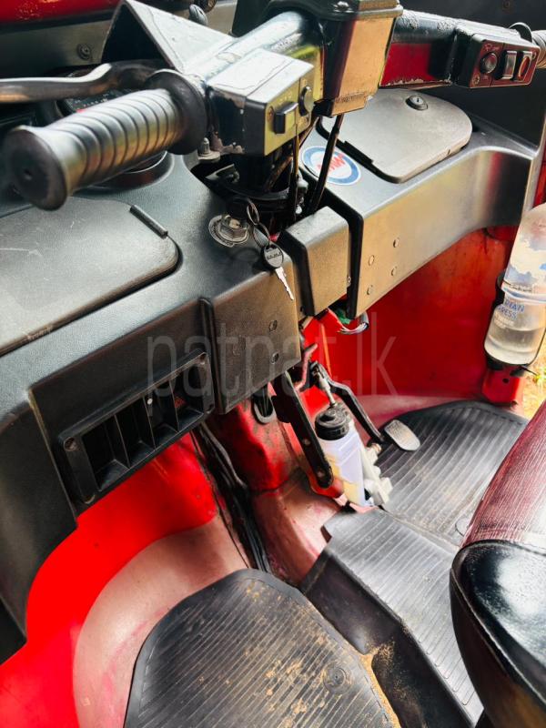 Advertisement image 6