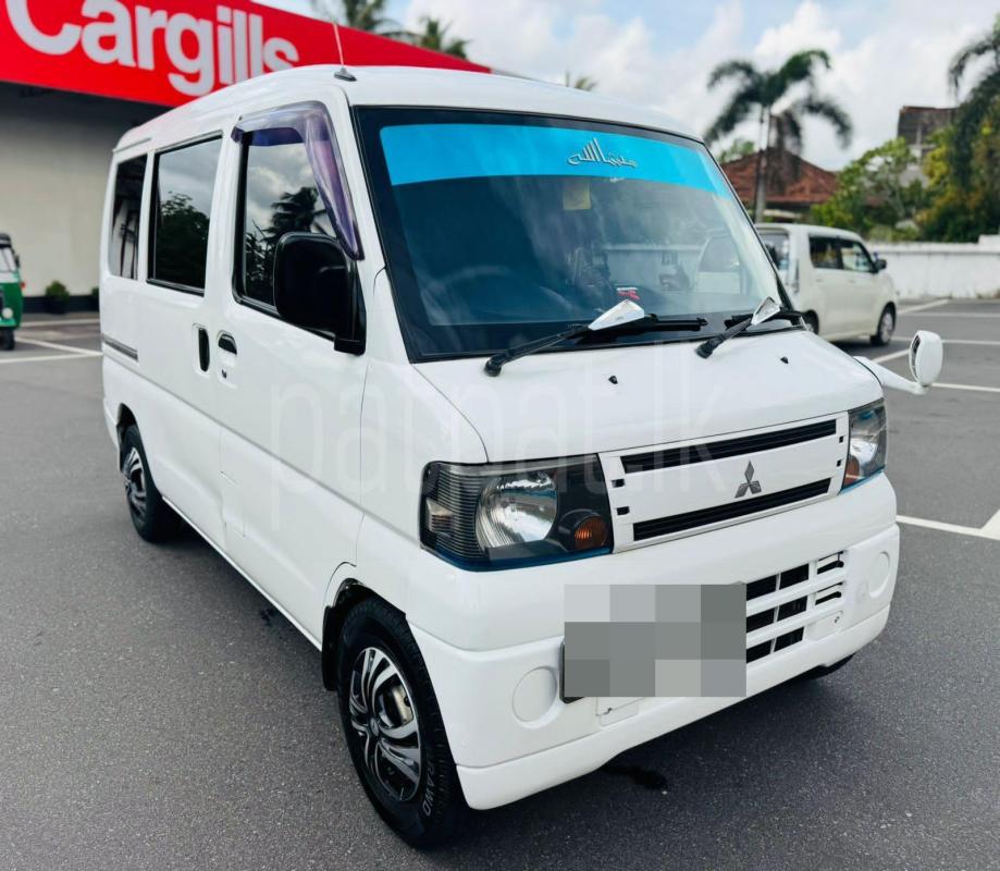 Mitsubishi Minicab 2011 - பயன்படுத்தப்பட்டது வேன் sale in Sri Lanka - patpat.lk