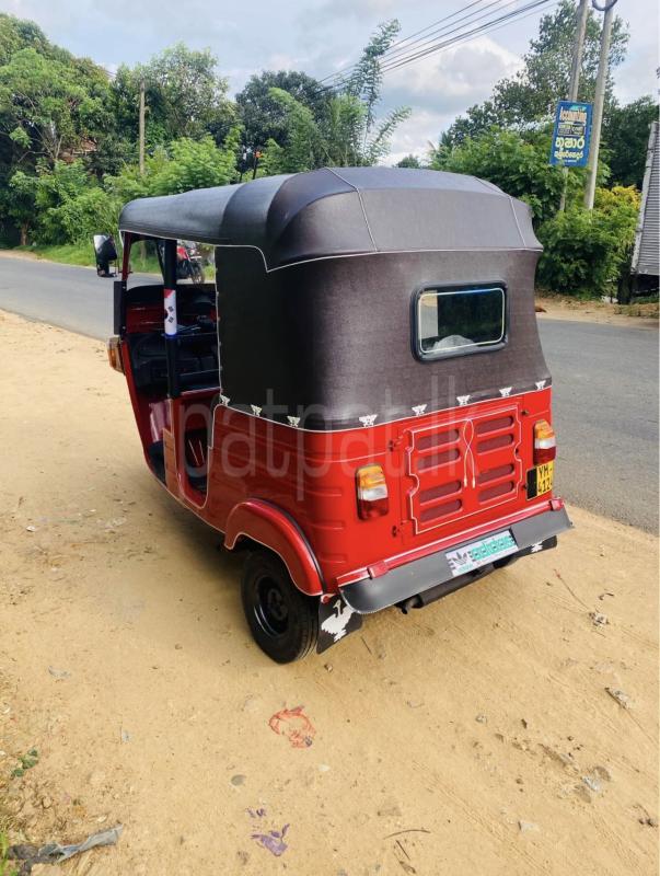 Bajaj Three Wheel 2011 - பயன்படுத்தப்பட்டது முச்சக்கர வண்டி sale in Sri Lanka - patpat.lk