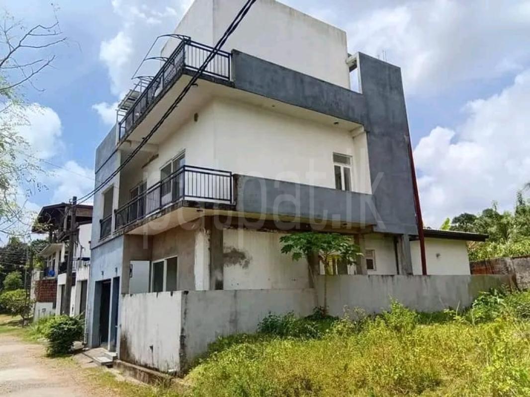 Advertisement image 6