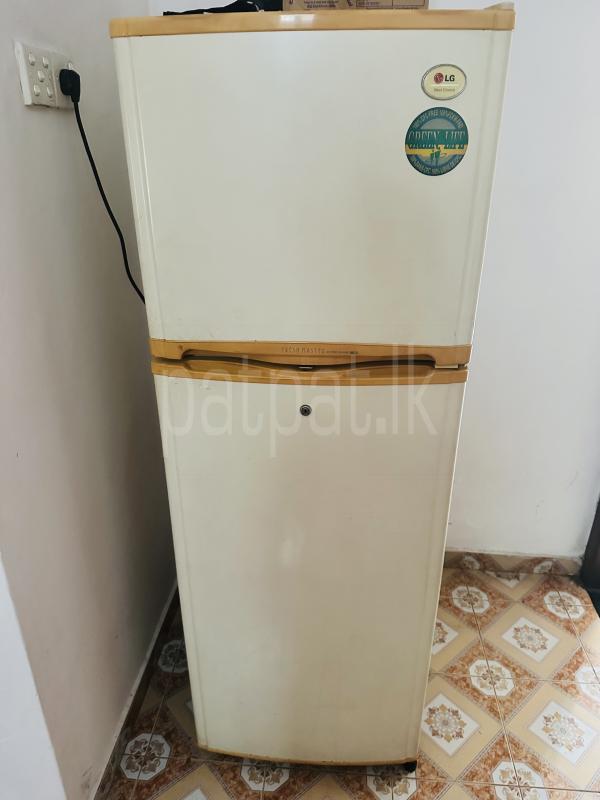 Fridge for sale in Matara ads-image-1