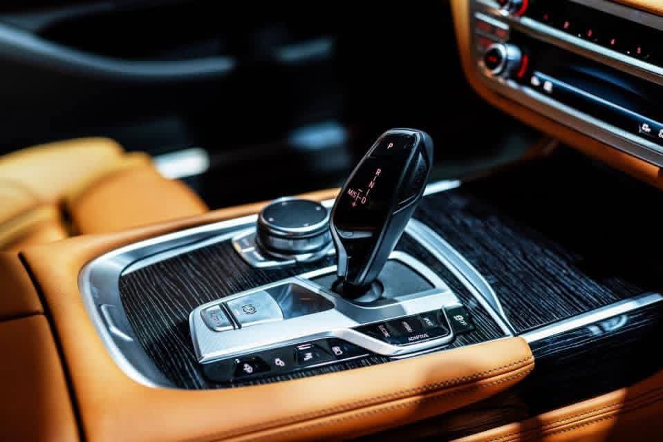 BMW 740Le 2017 - Used Car sale in Sri Lanka - patpat.lk