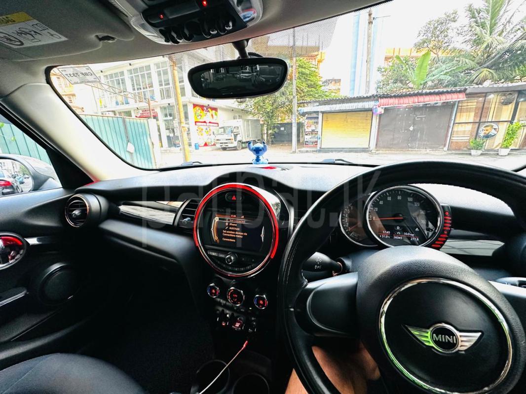 Advertisement image 4