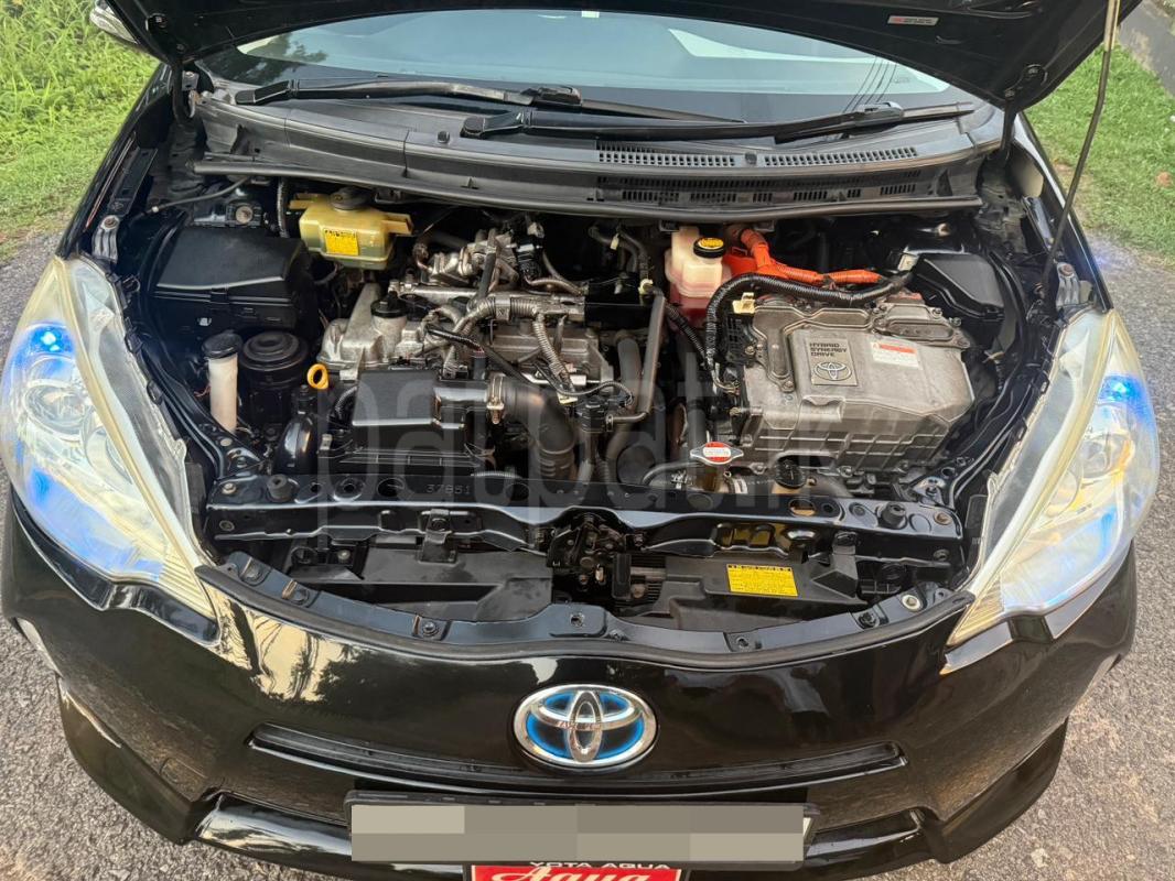 Toyota Aqua 2013 - பயன்படுத்தப்பட்டது கார் sale in Sri Lanka - patpat.lk