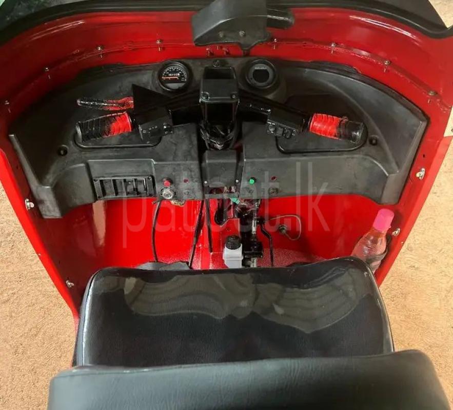 Bajaj Three Wheel 2013 - Used Three wheeler sale in Sri Lanka - patpat.lk