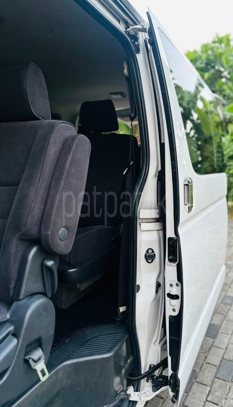 Advertisement image 6