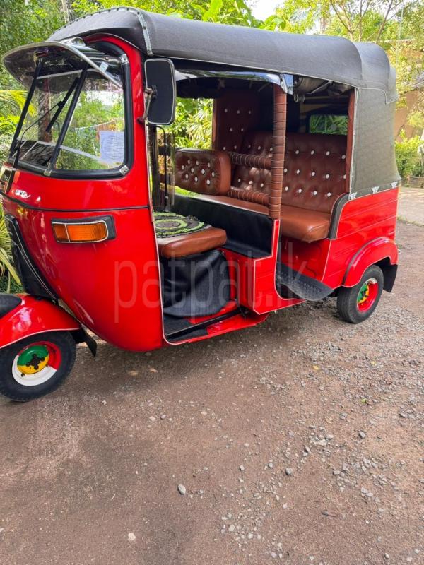 Bajaj Three Wheel 2006 - பயன்படுத்தப்பட்டது முச்சக்கர வண்டி sale in Sri Lanka - patpat.lk