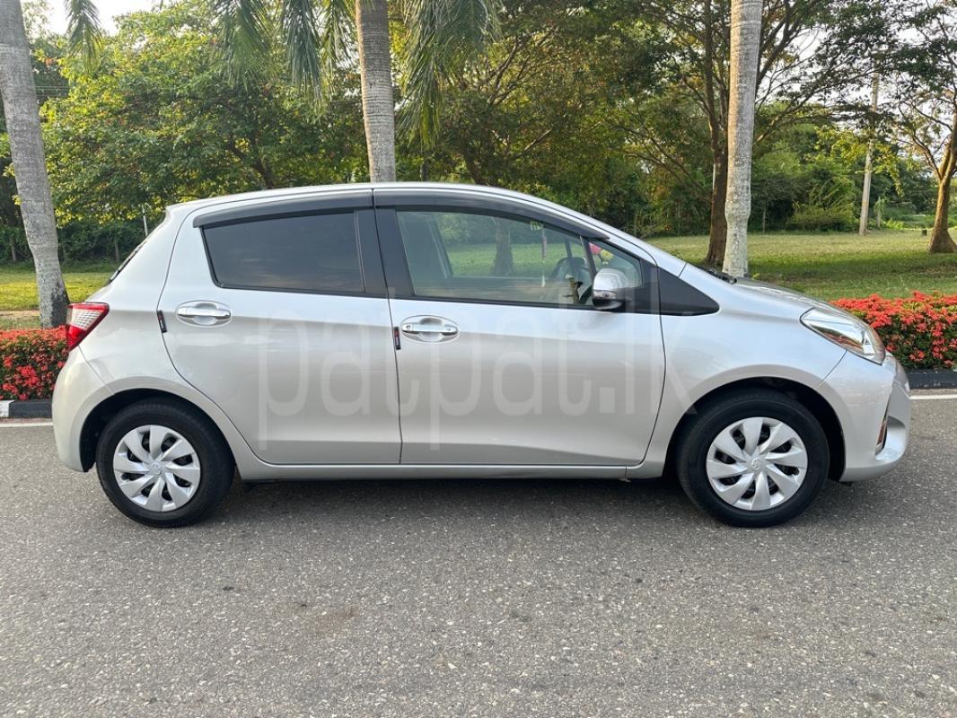 Toyota Vitz 2018 - பயன்படுத்தப்பட்டது கார் sale in Sri Lanka - patpat.lk
