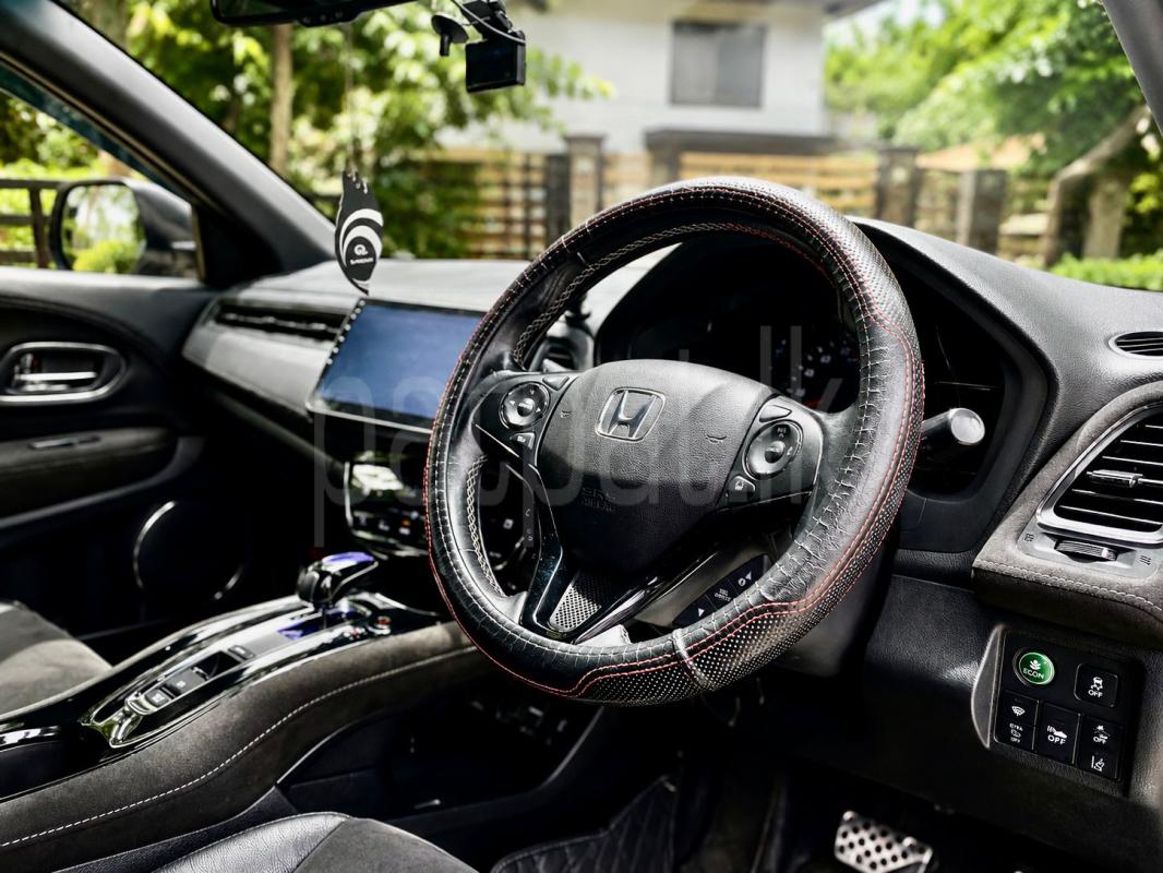 Honda Vezel 2018 - பயன்படுத்தப்பட்டது SUV sale in Sri Lanka - patpat.lk