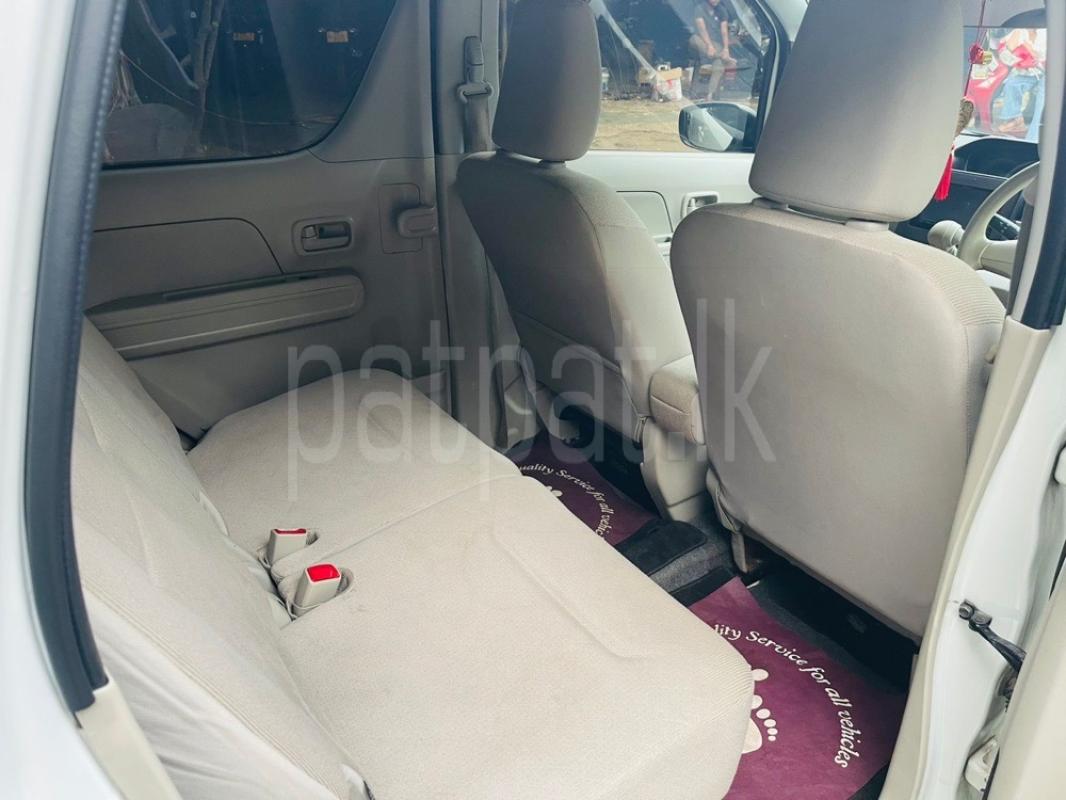 Advertisement image 6