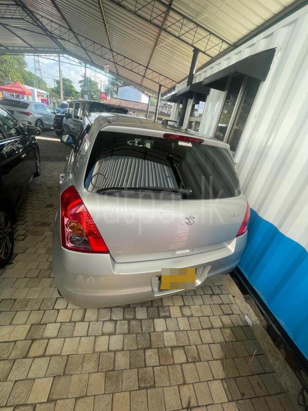 Advertisement image 4