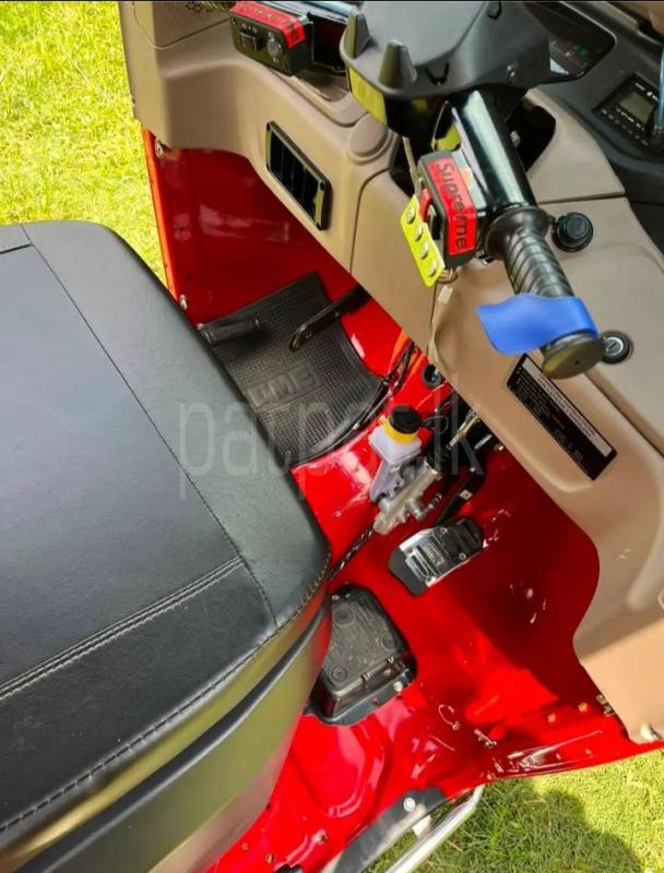 Bajaj 4 stroke 2025 - பயன்படுத்தப்பட்டது முச்சக்கர வண்டி sale in Sri Lanka - patpat.lk