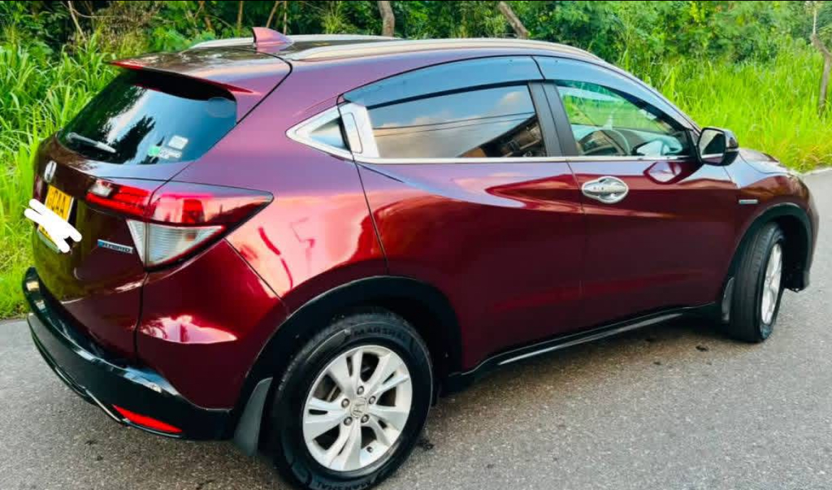 Honda Vezel 2014 - Used SUV sale in Sri Lanka - patpat.lk