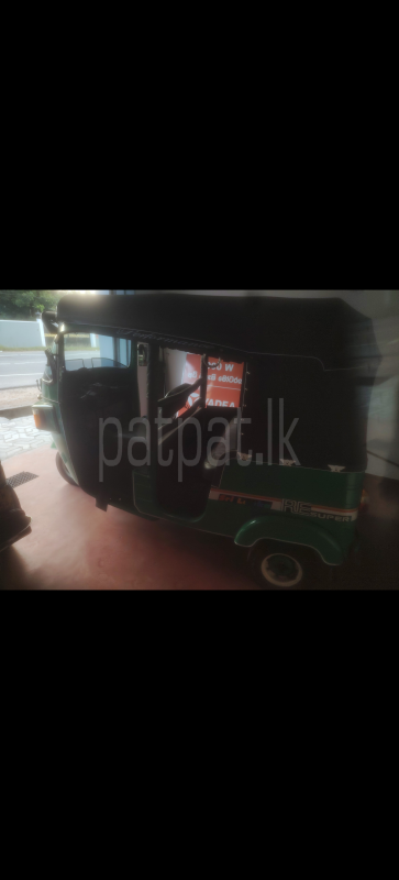 Bajaj 4 stroke 2013 - பயன்படுத்தப்பட்டது முச்சக்கர வண்டி sale in Sri Lanka - patpat.lk