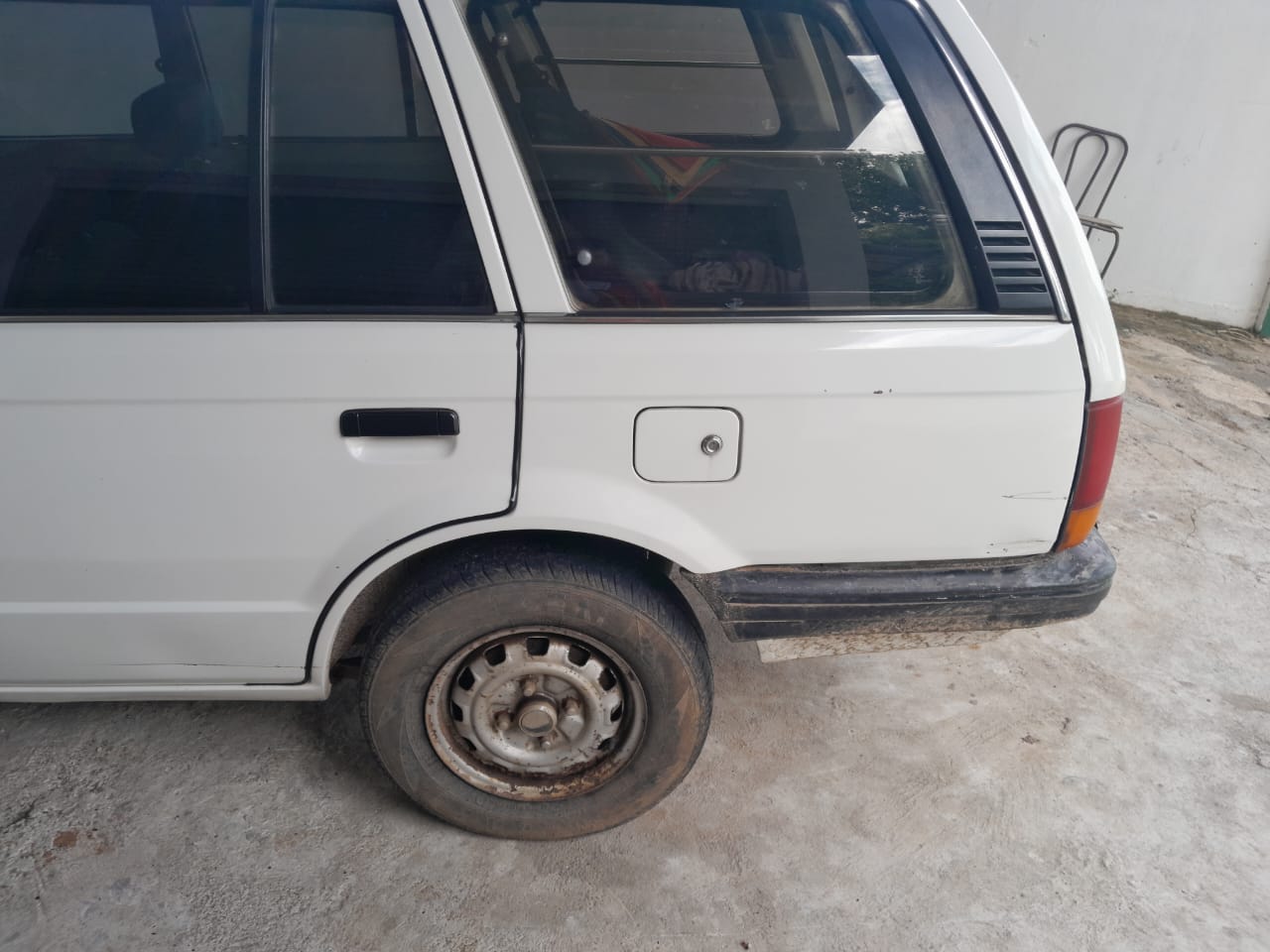 Ford Laser 1994 - Used Car sale in Sri Lanka - patpat.lk