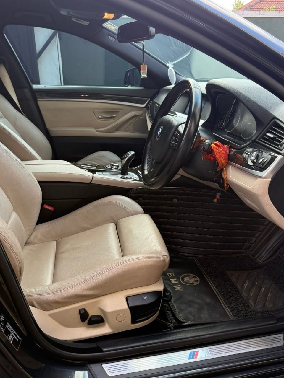 BMW M Series 2012 - භාවිතා කරන ලද කාර් sale in Sri Lanka - patpat.lk