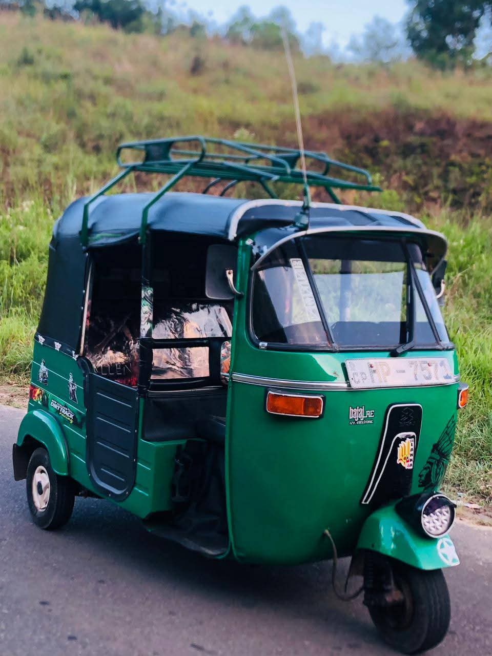 Bajaj Three Wheel 2004 - භාවිතා කරන ලද ත්‍රිරෝද රථය sale in Sri Lanka - patpat.lk