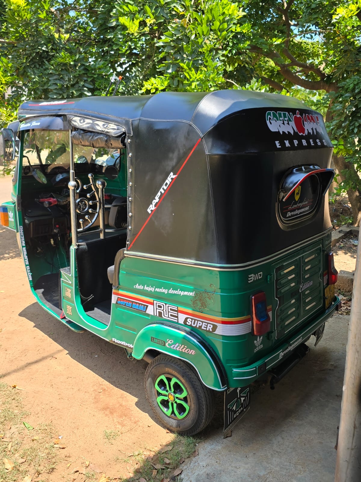 Bajaj Three Wheel 2010 - Used Three wheeler sale in Sri Lanka - patpat.lk