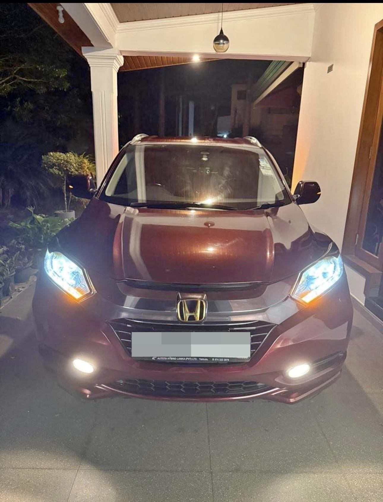 Honda Vezel 2014 - Used SUV sale in Sri Lanka - patpat.lk