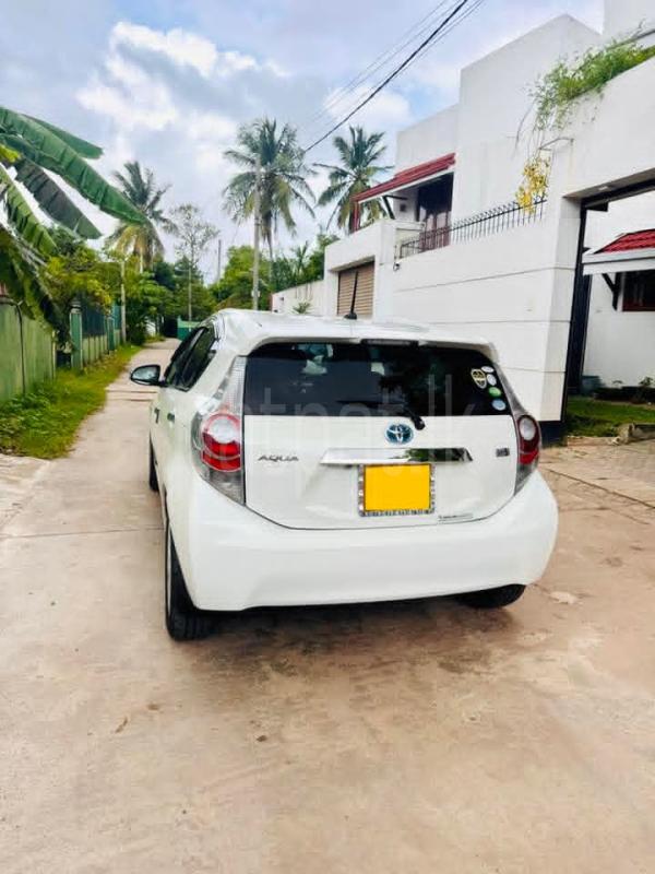 Toyota Aqua 2013 - Used Car sale in Sri Lanka - patpat.lk