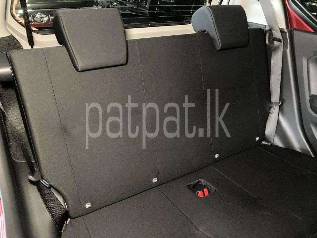 Advertisement image 6