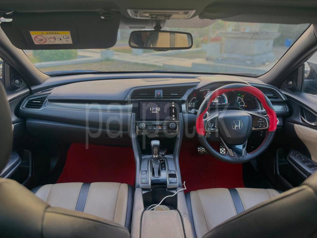 Honda Civic 2018 - பயன்படுத்தப்பட்டது கார் sale in Sri Lanka - patpat.lk