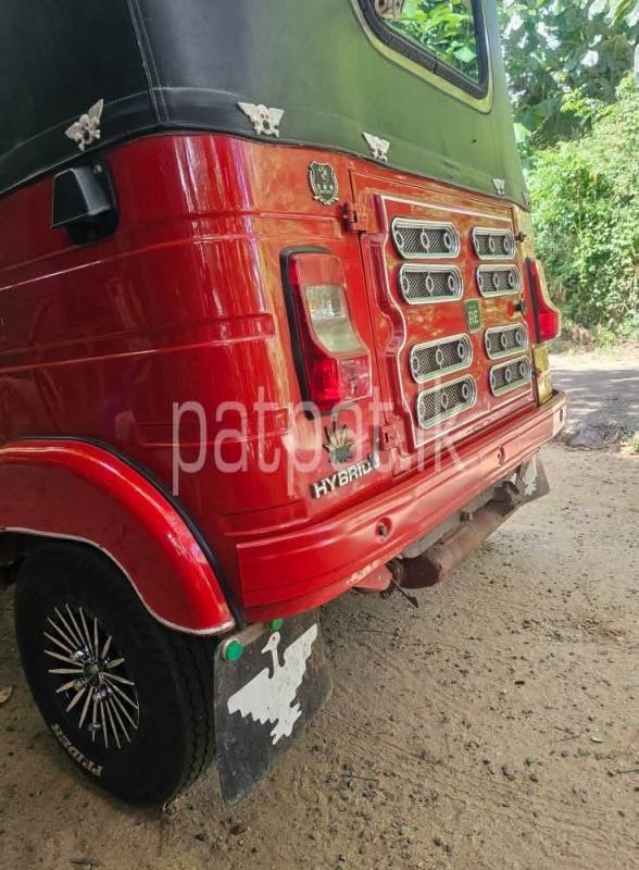 Advertisement image 6