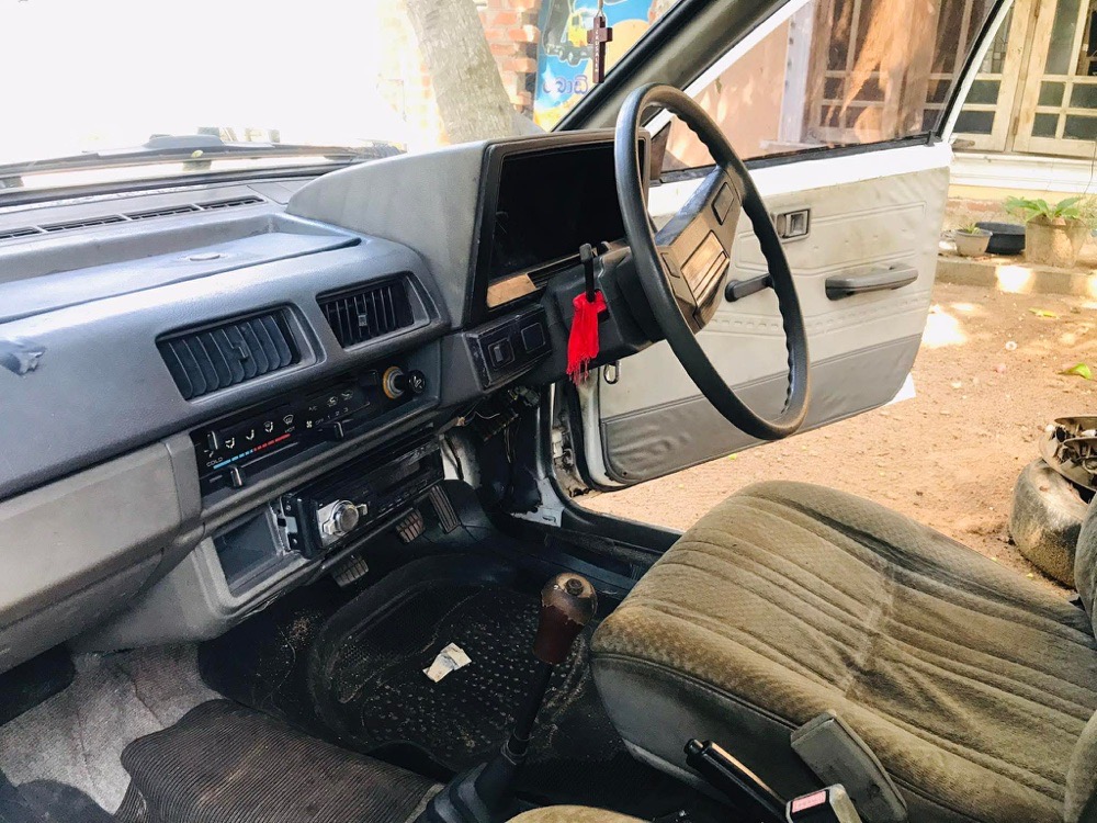 Nissan B11 1970 - භාවිතා කරන ලද කාර් sale in Sri Lanka - patpat.lk