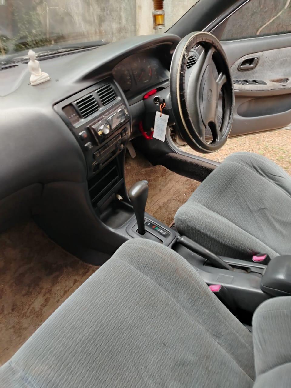 Toyota Corolla 1992 - பயன்படுத்தப்பட்டது கார் sale in Sri Lanka - patpat.lk