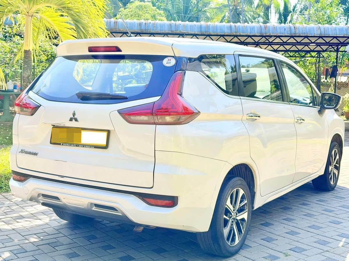 Mitsubishi Xpander Cross 2018 - නැවත සකස් කල SUV රථය sale in Sri Lanka - patpat.lk