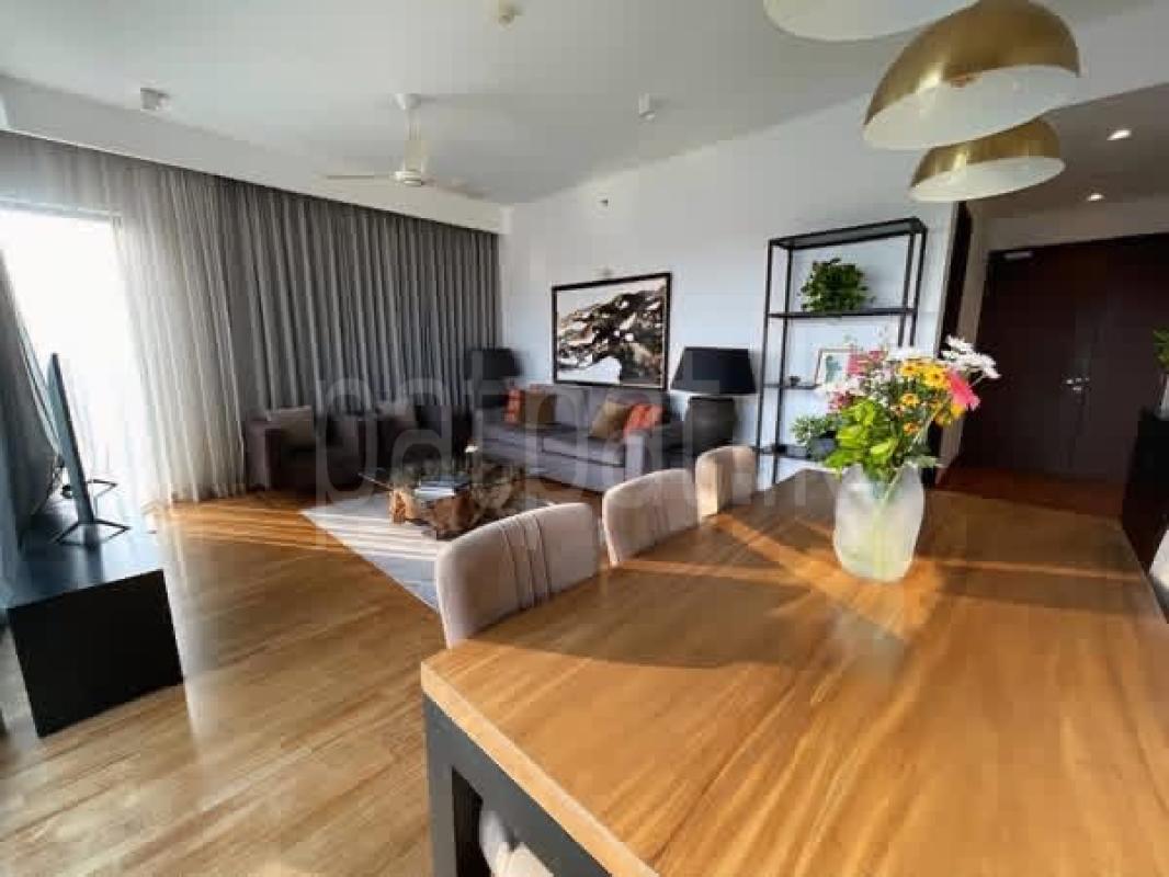 Furnished Apartment for Sale in Slave Island (Colombo 02)