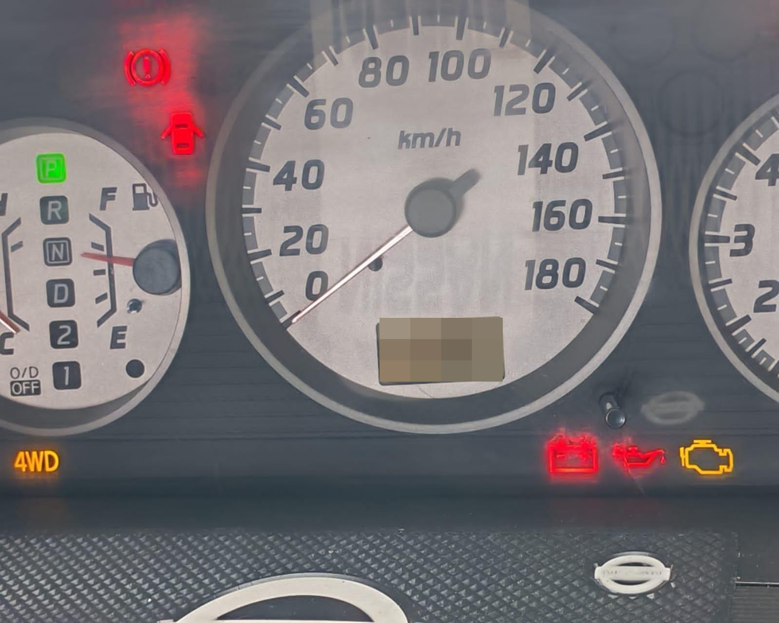 Nissan X Trail 2000 - பயன்படுத்தப்பட்டது SUV sale in Sri Lanka - patpat.lk