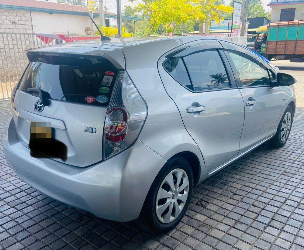 Toyota Aqua 2014 - Used Car sale in Sri Lanka - patpat.lk