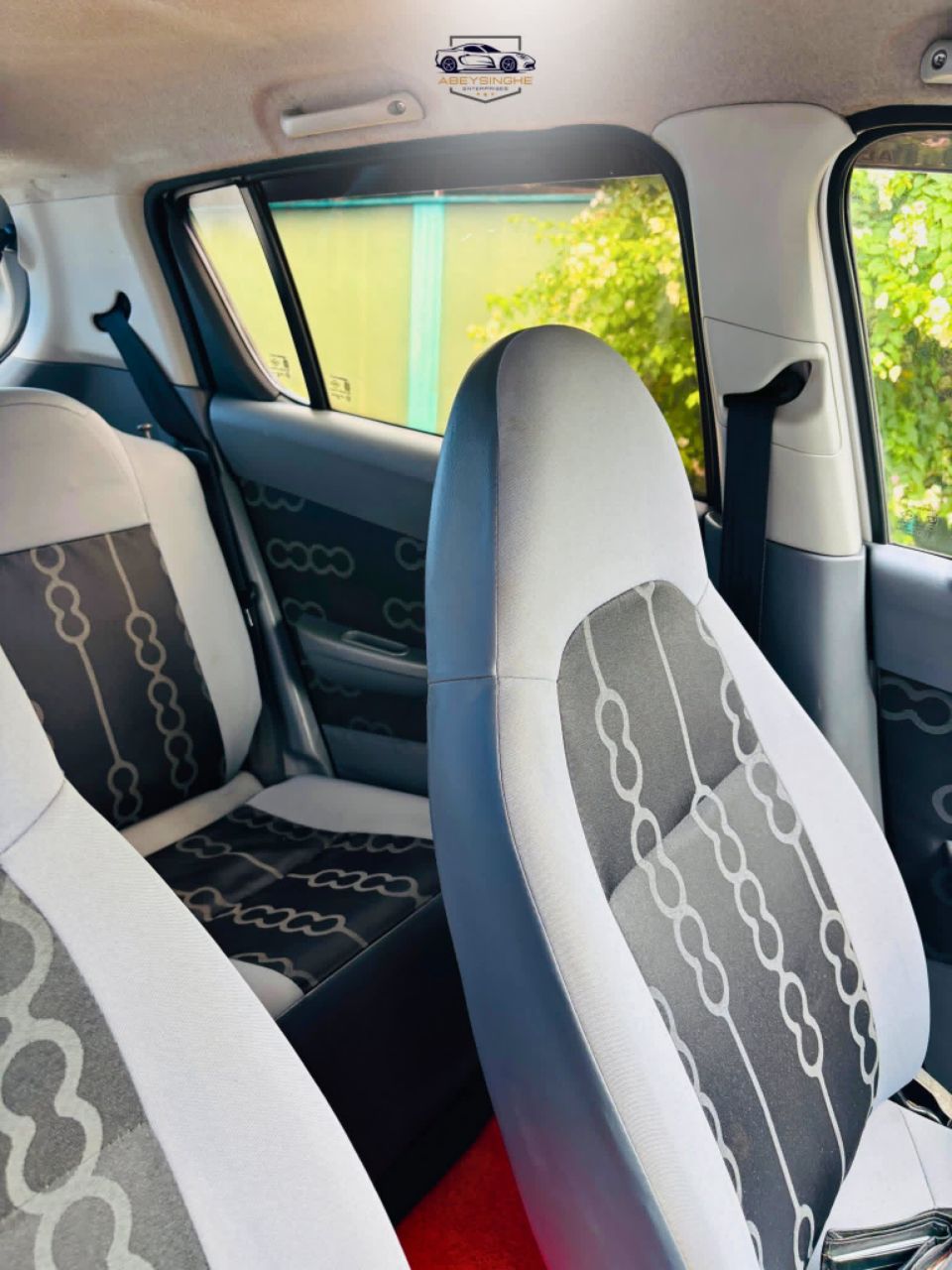 Advertisement image 6